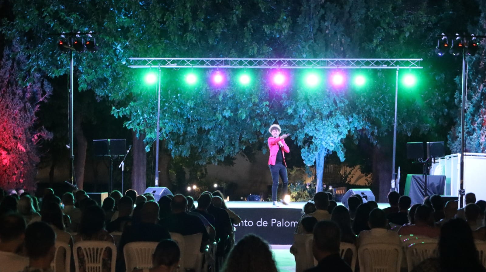 José Luis Calero Estrena ‘#SacadeRisas’ con una Noche de Humor Inolvidable