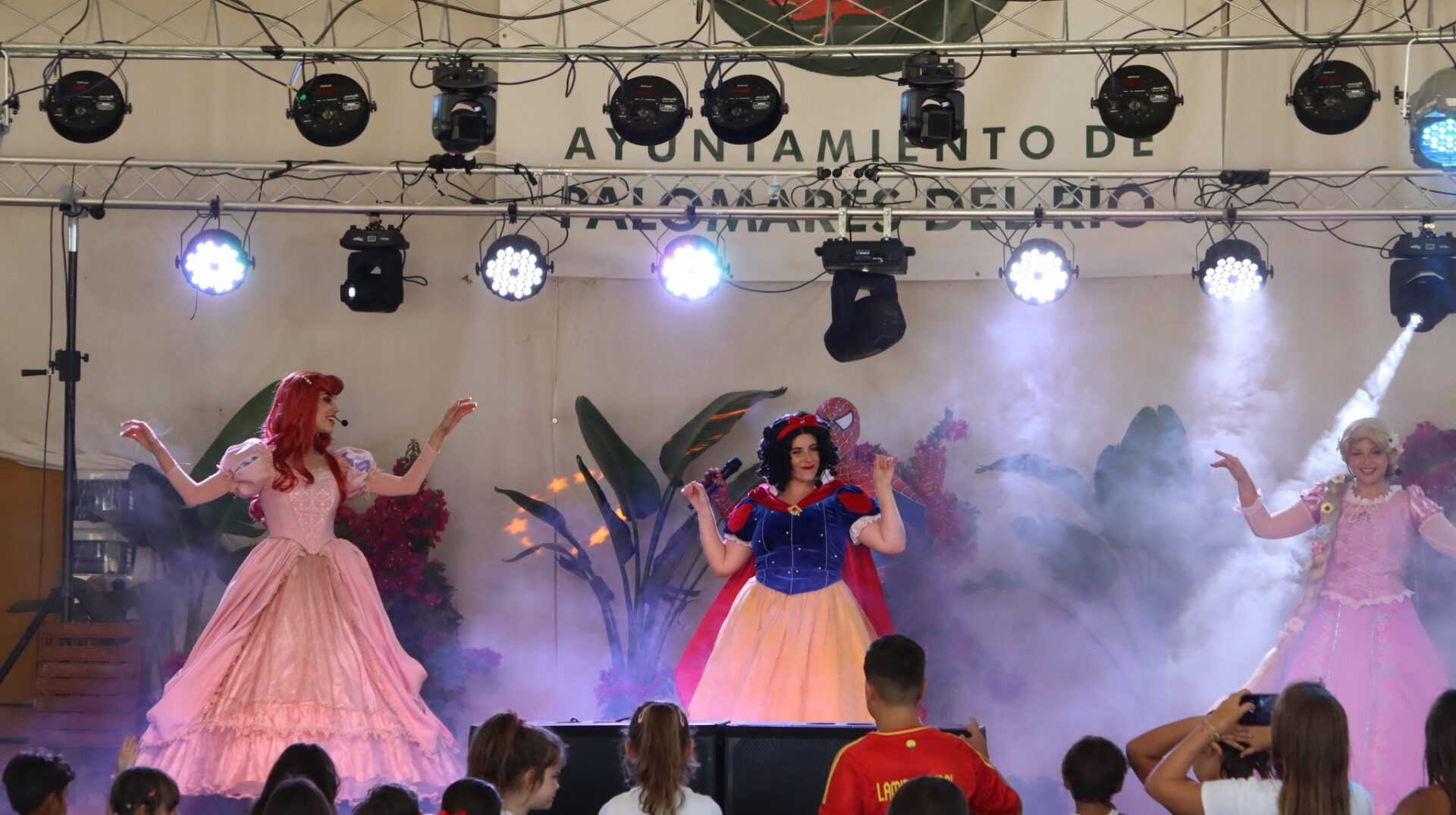 Viernes de Feria en Palomares del Río: Música, Tradición y Diversión para Todos