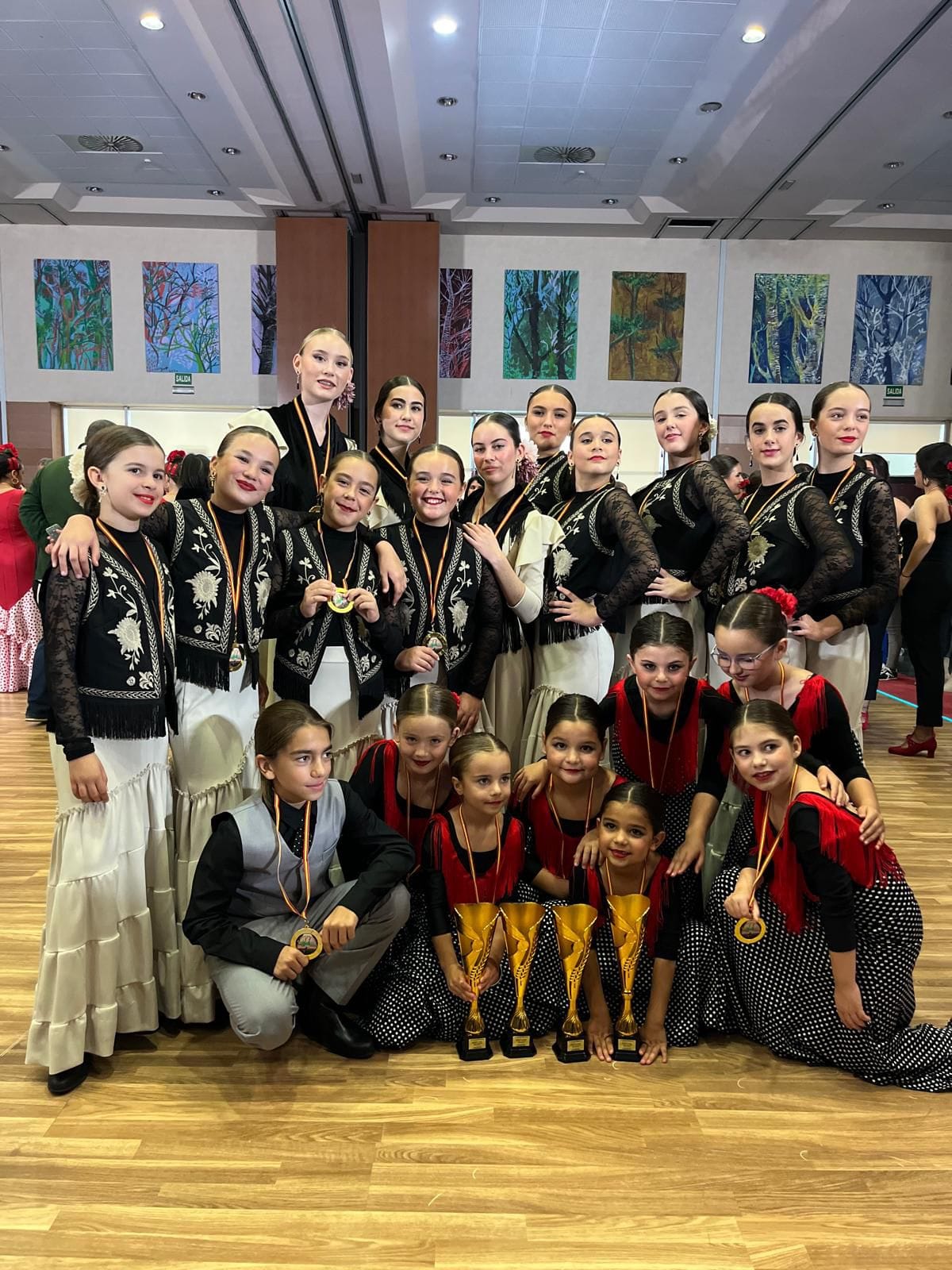 ¡Increíbles Resultados de las chicas y chico de la academia de baile  Pasoa2 en el Open Nacional Showdanza!