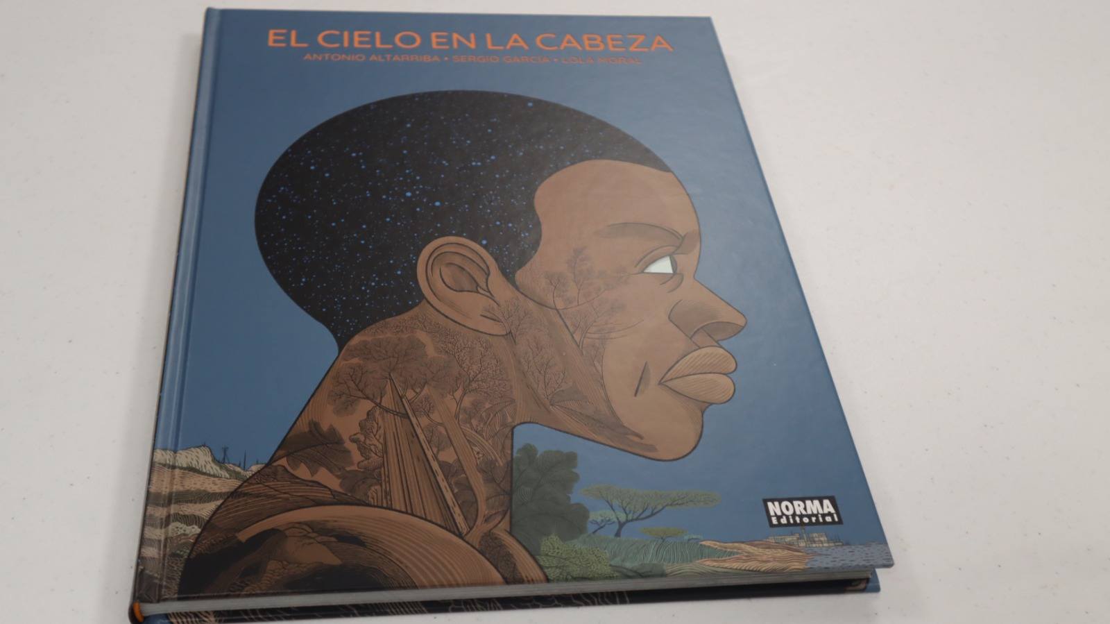 Encuentro literario con Antonio Altarriba en Palomares del Río