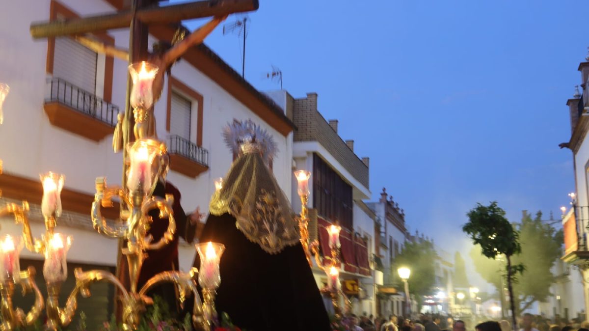 Una tarde de fe, tradición y emoción en Palomares del Río