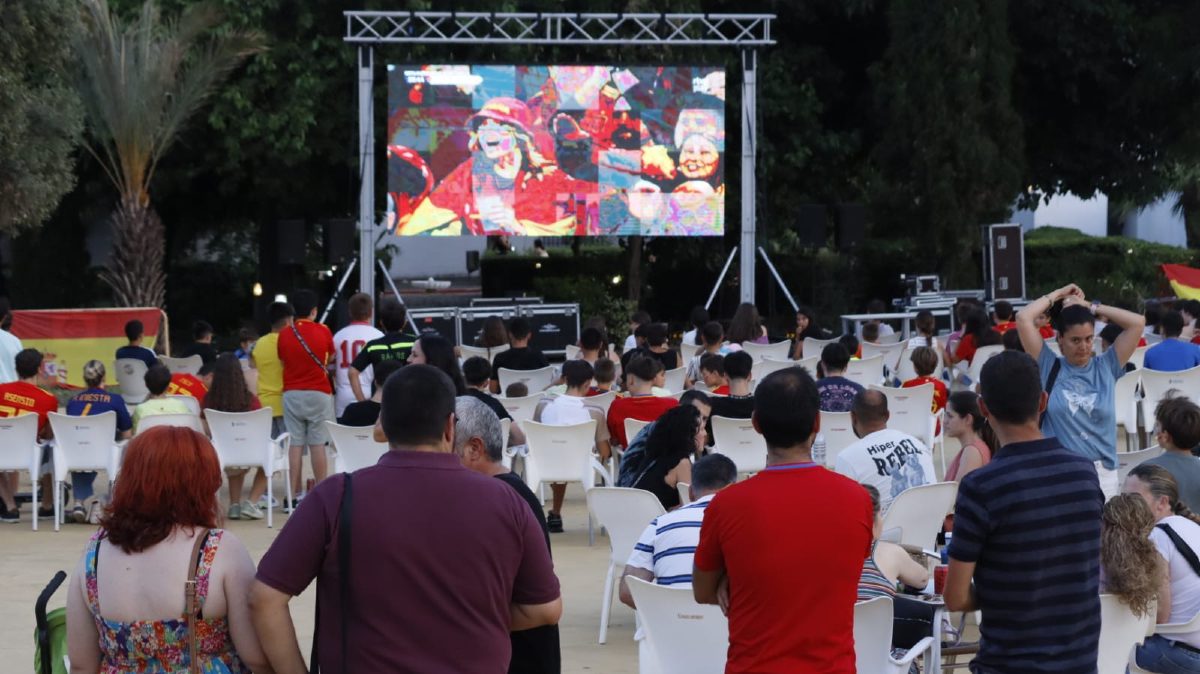 Fútbol y convivencia en los Baños Árabes: una noche redonda en Palomares