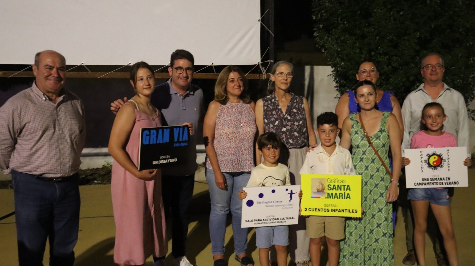 Estrellas en el cielo… ¡y sobre el escenario! Así comenzó el Verano Cultural en Palomares